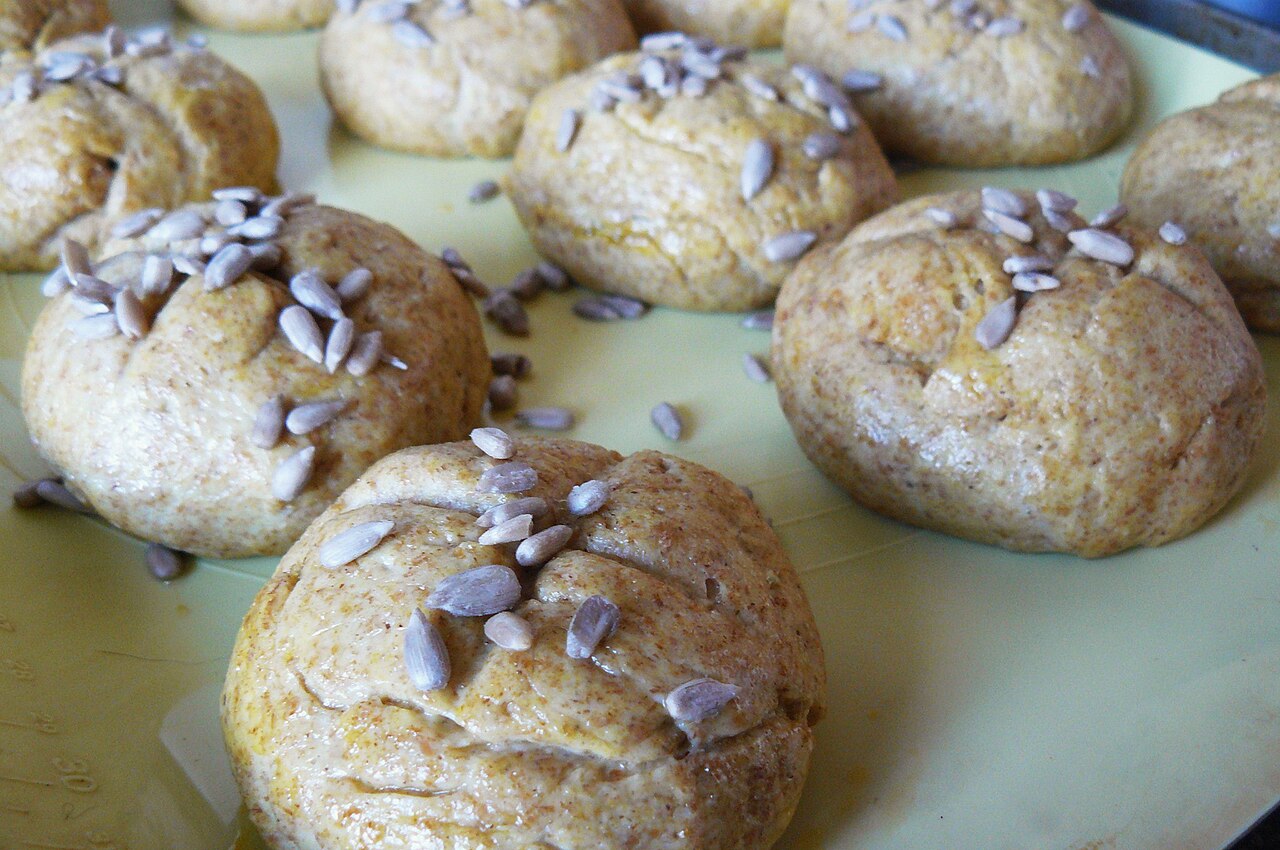 Apple Ginger & Crumb Muffins