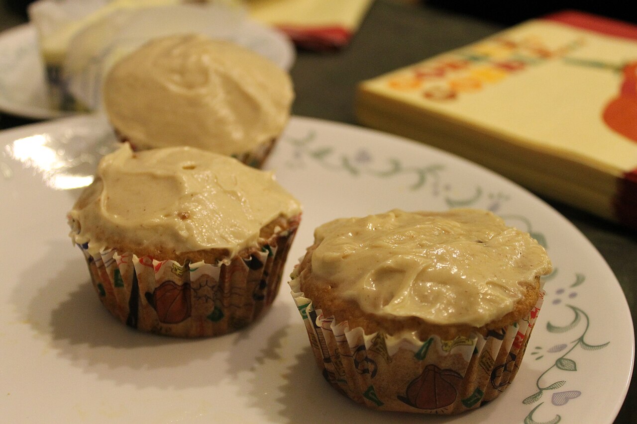 Salted Caramel & Pistachio Dessert Cups